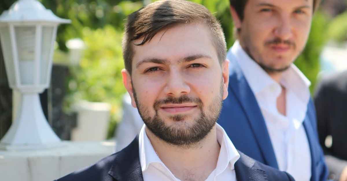 Mustafa Hakkı Bucak'tan Öğretmenler Günü Mesajı Yayımladı.