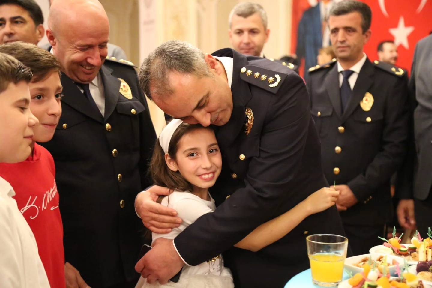 "Polis Evi'nde Şehit Aileleri ve İl Emniyet Müdürü Buluştu"