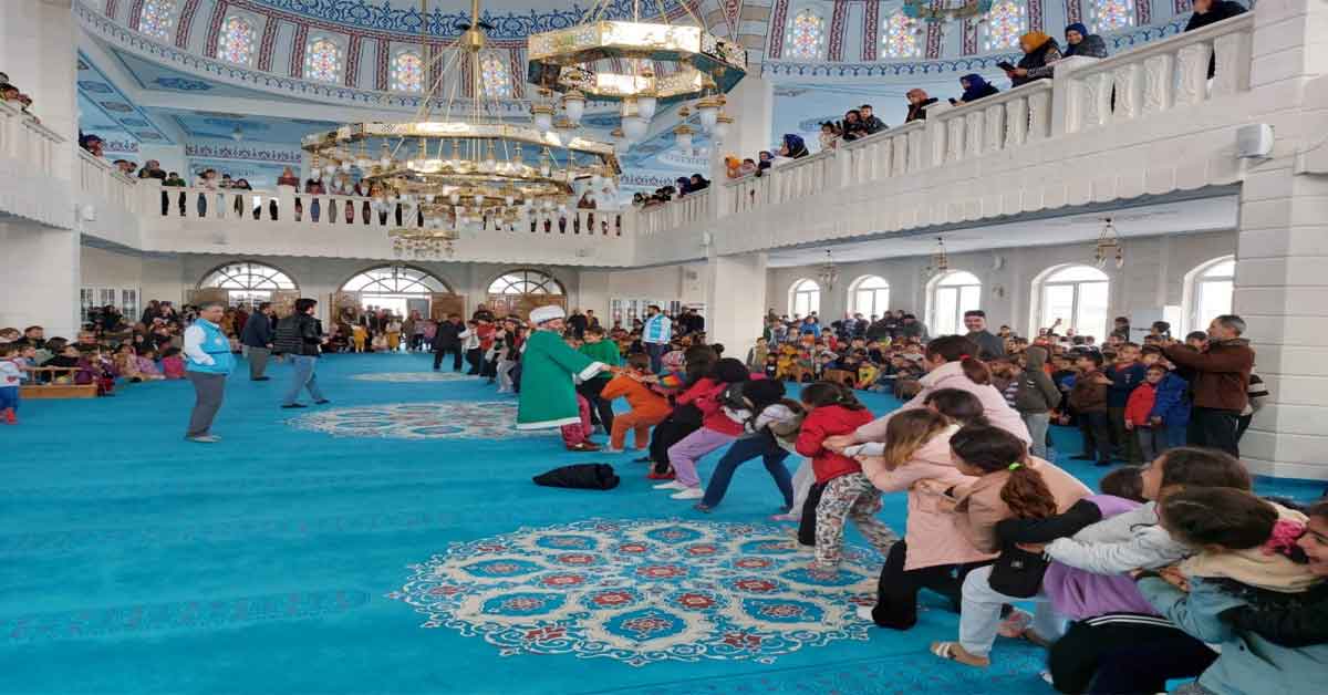 ''Üsküdarlı Nasreddin Hoca'' Çocuklarla Buluştu