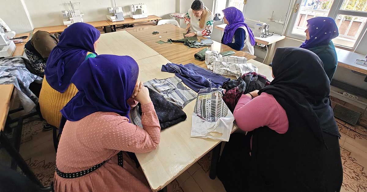 Eyyübiyeli Kadınlar Sosyal ve Ekonomik Hayatla Tanıştı 7 Eyyübiyeli Kadınlar Sosyal ve Ekonomik Hayatla Tanıştı