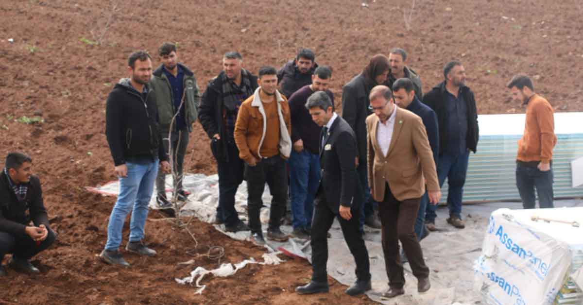 Özaslan, Suruç Yolu İçin 24 Saat Mühlet Verdi