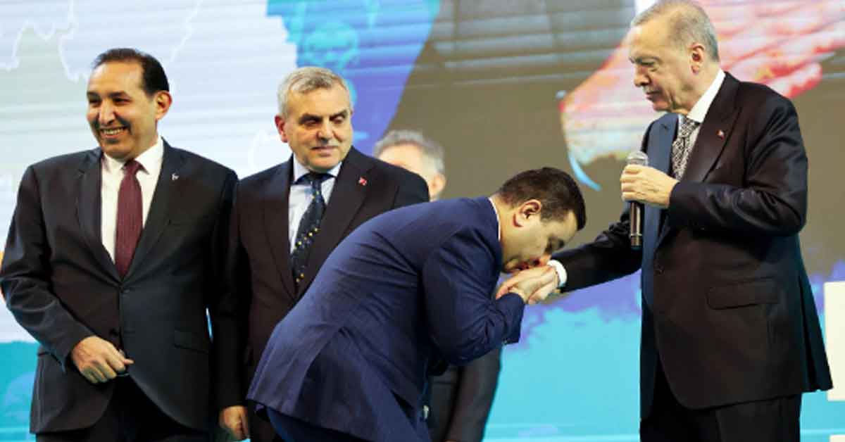 Mahmut Özyavuz, Cumhurbaşkanı İle El Ele