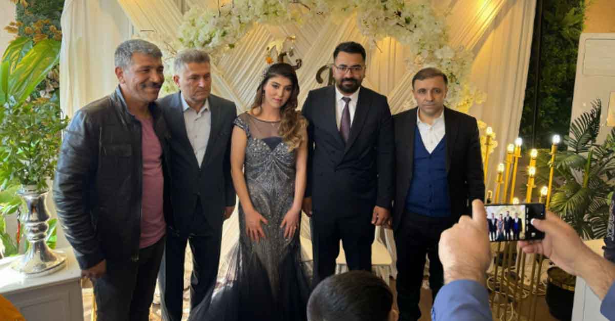 Mustafa Yüksel, Genç Çiftin Mutlu Gününde Yer Aldı