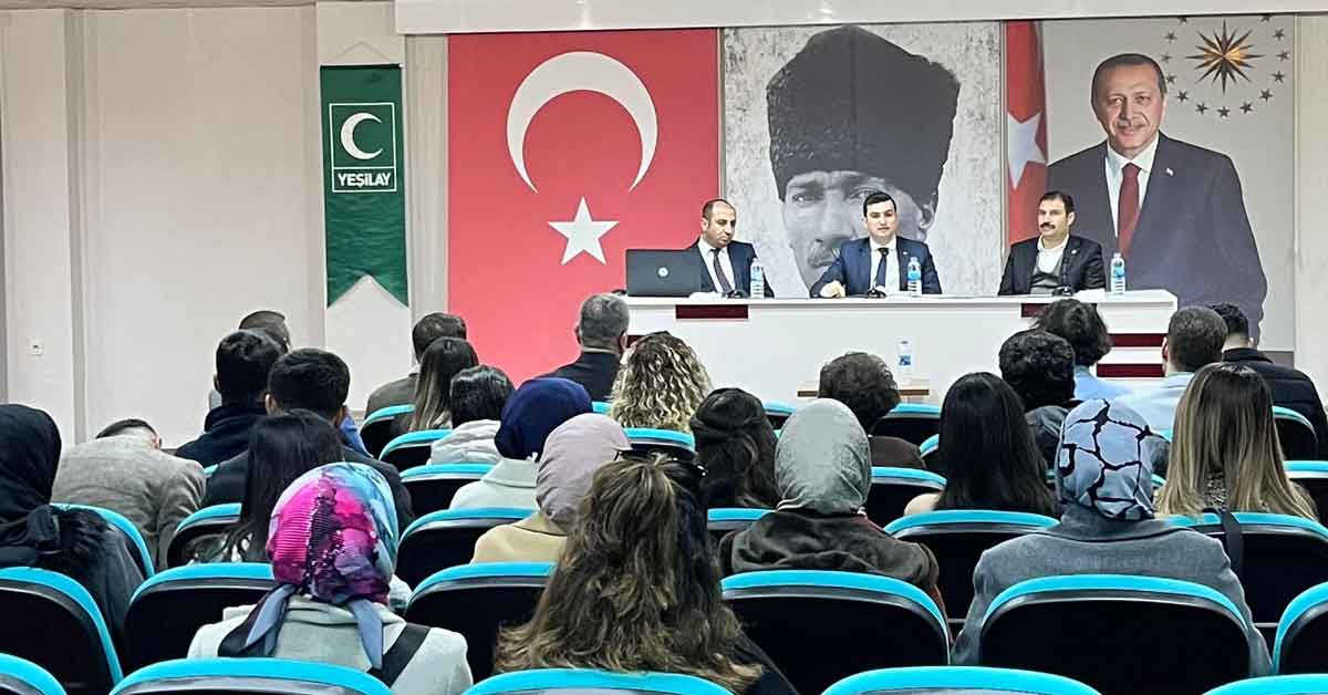 Yeşilay Şanlıurfa Şubesi Bozova'da Seminer Verdi 8 Yeşilay Şanlıurfa Şubesi Bozova'da Seminer Verdi