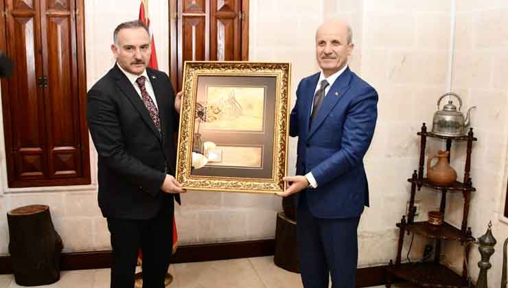 Özvar Harran Üniversitesi'nde Rektörlerle Buluştu